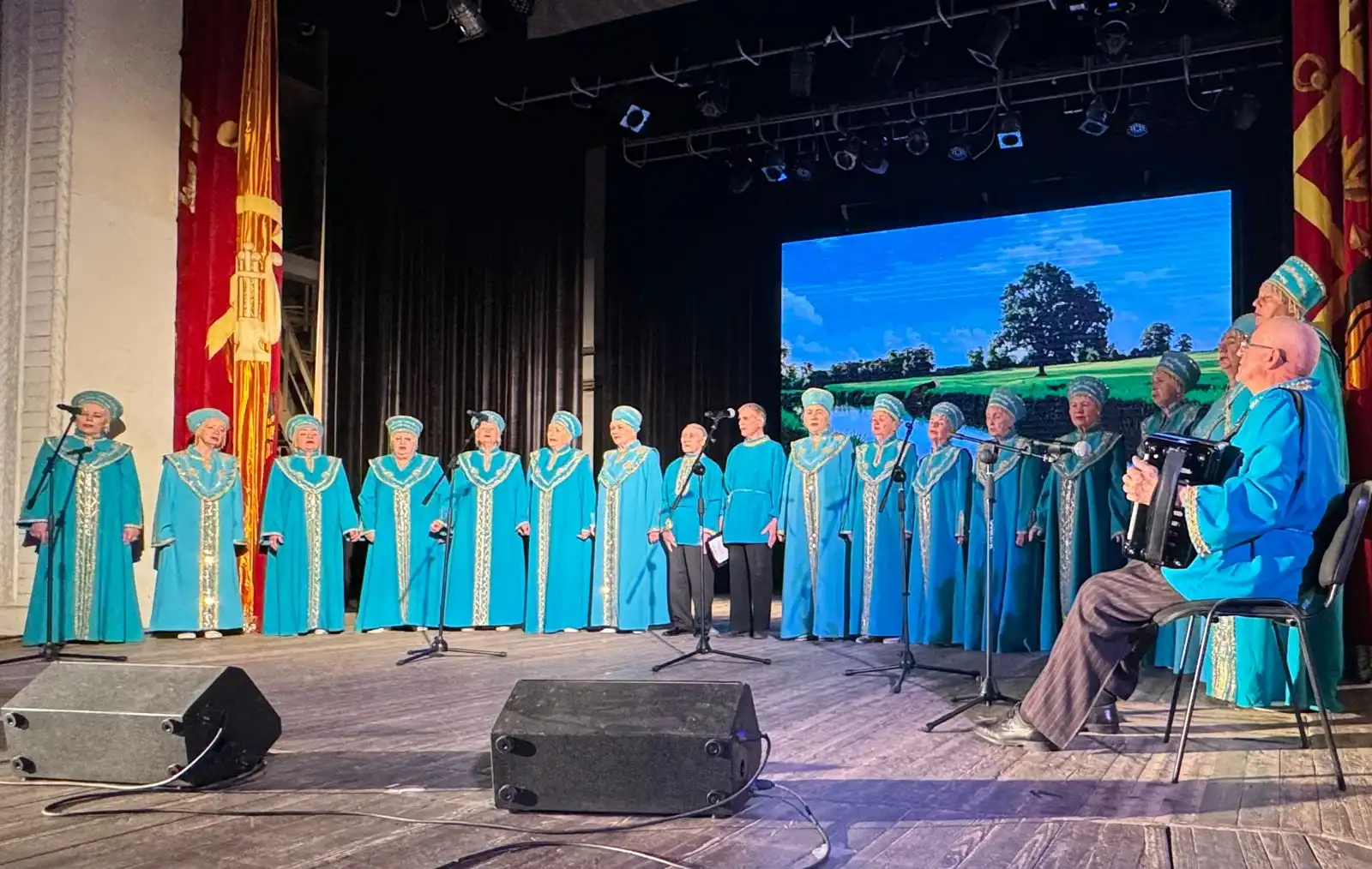 Народный хор «Верность» отметил  своё 35-летие