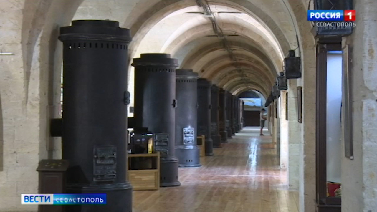 Снаряды и гак с затонувшего корабля Черноморского флота переданы в музей Михайловской батареи></div>
	<div class=