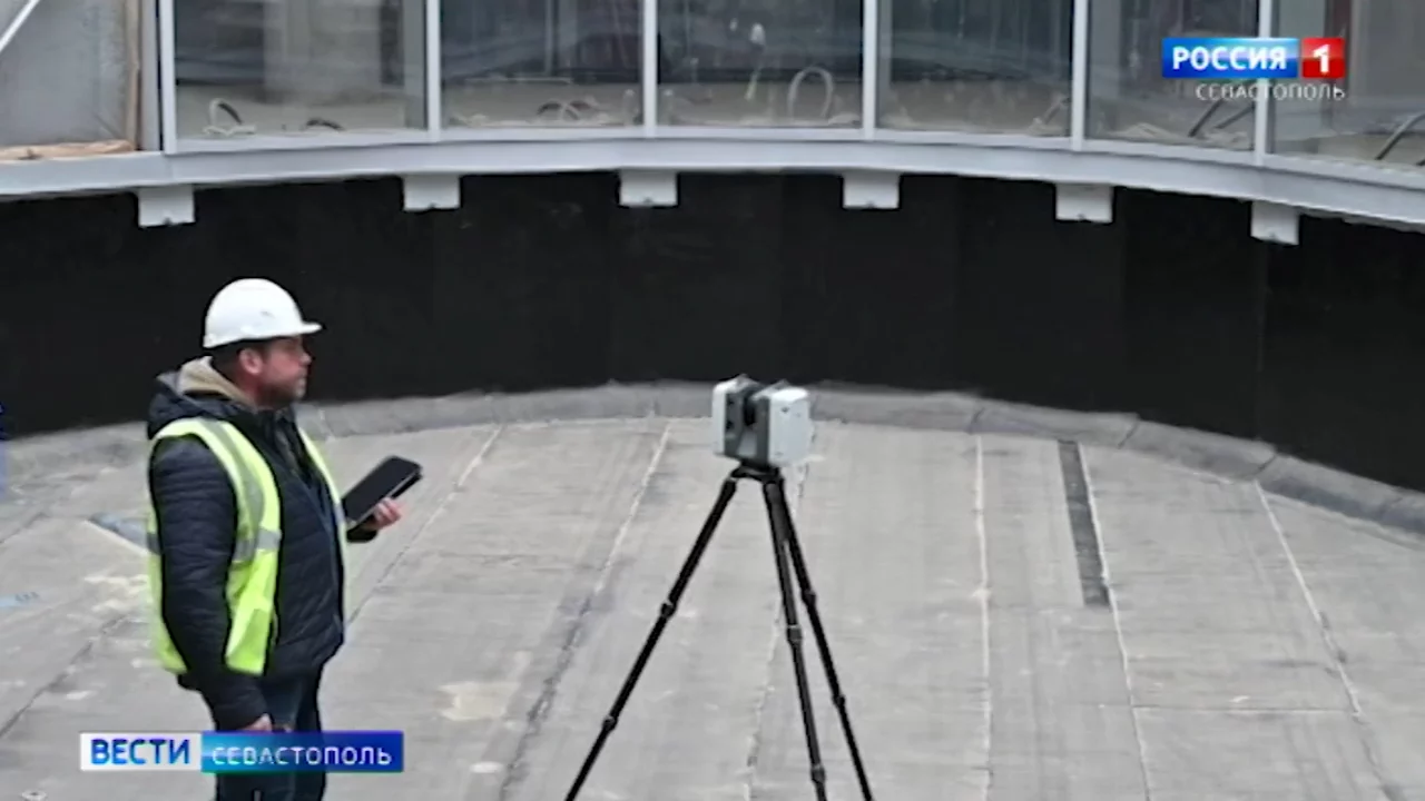 Мастер-класс по работе с уникальным измерительным прибором показали в Севастополе