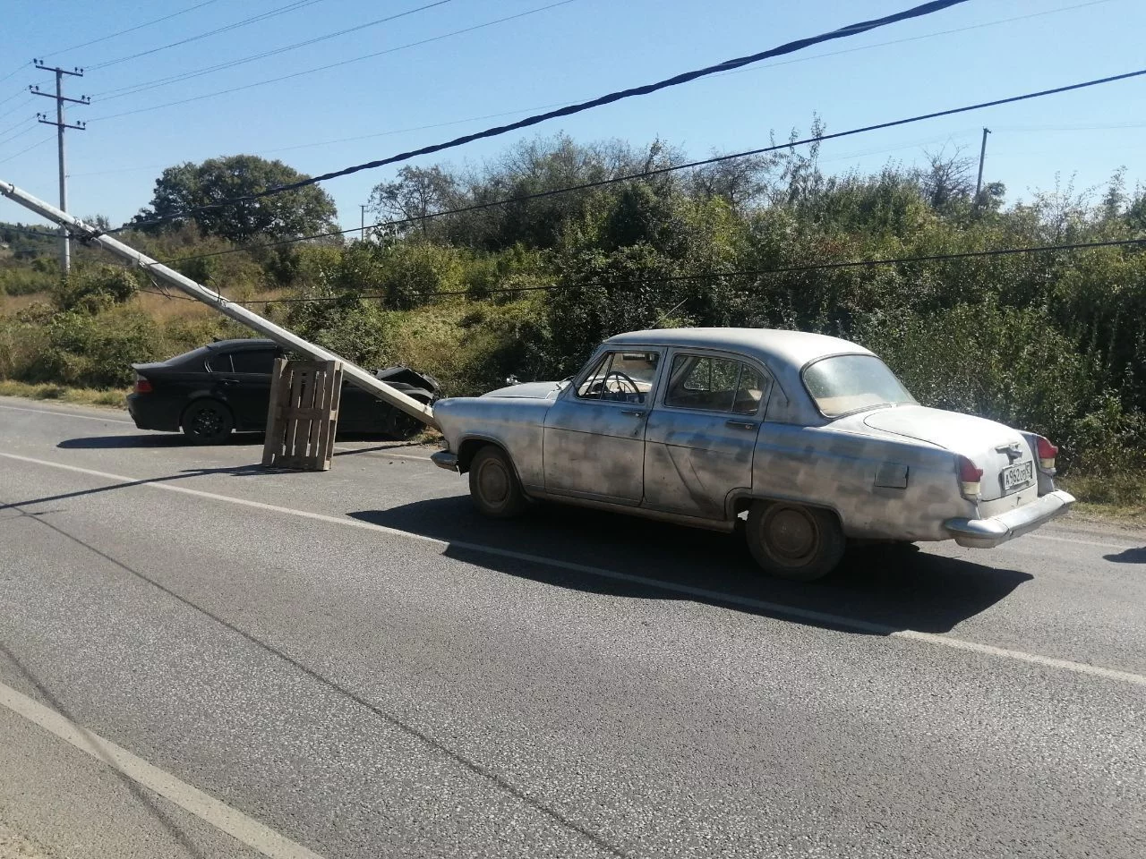 ГАЗ влетел в иномарку на Монастырском шоссе в Севастополе></div>
	<div class=