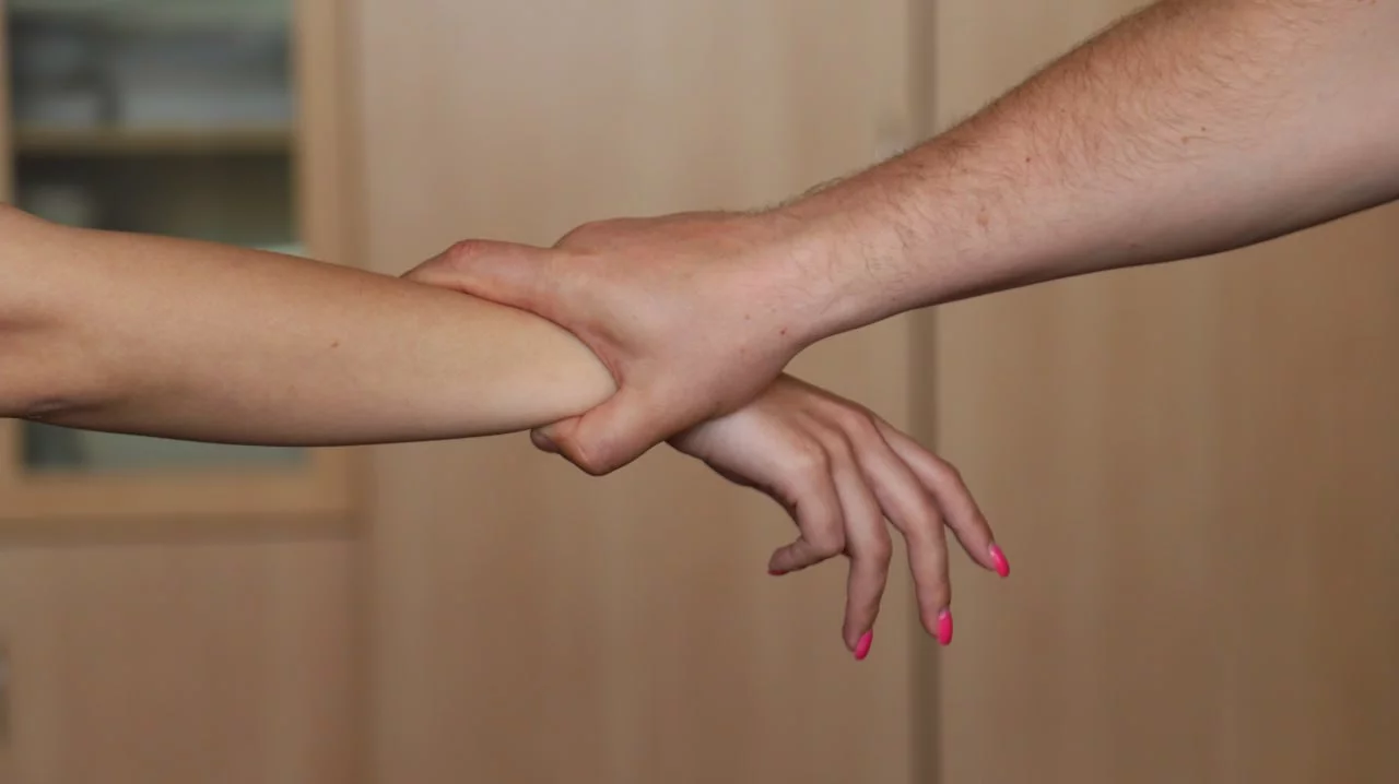 Житель Севастополя задержан за угрозу убийством жене></div>
	<div class=