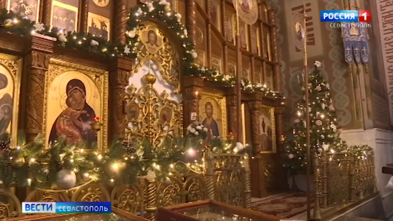 Севастополь встретил Рождество Христово