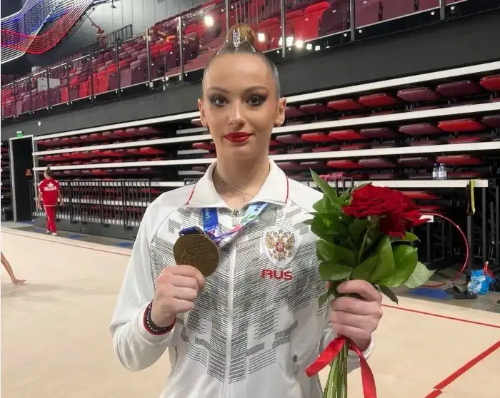 Гимнастка из Крыма стала чемпионкой в составе сборной команды России