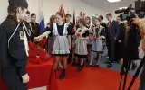 В школе № 9 установили Парту Героя Иваненко Ярослава