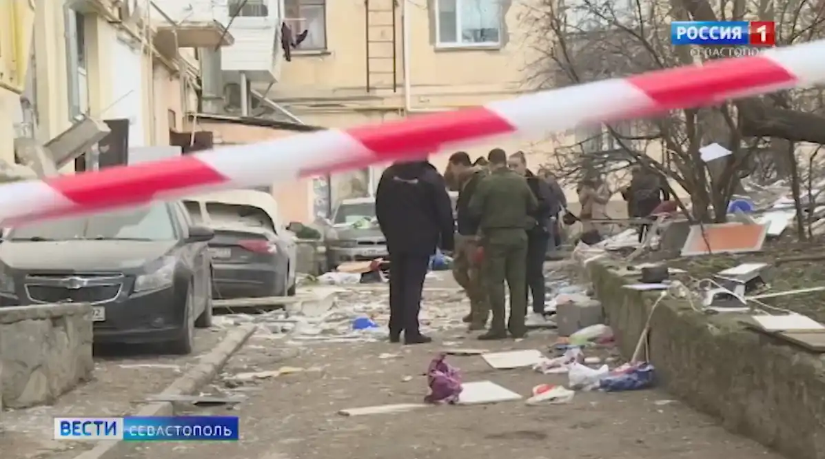 Специалисты выясняют причины взрыва в доме на Северной стороне Севастополя
