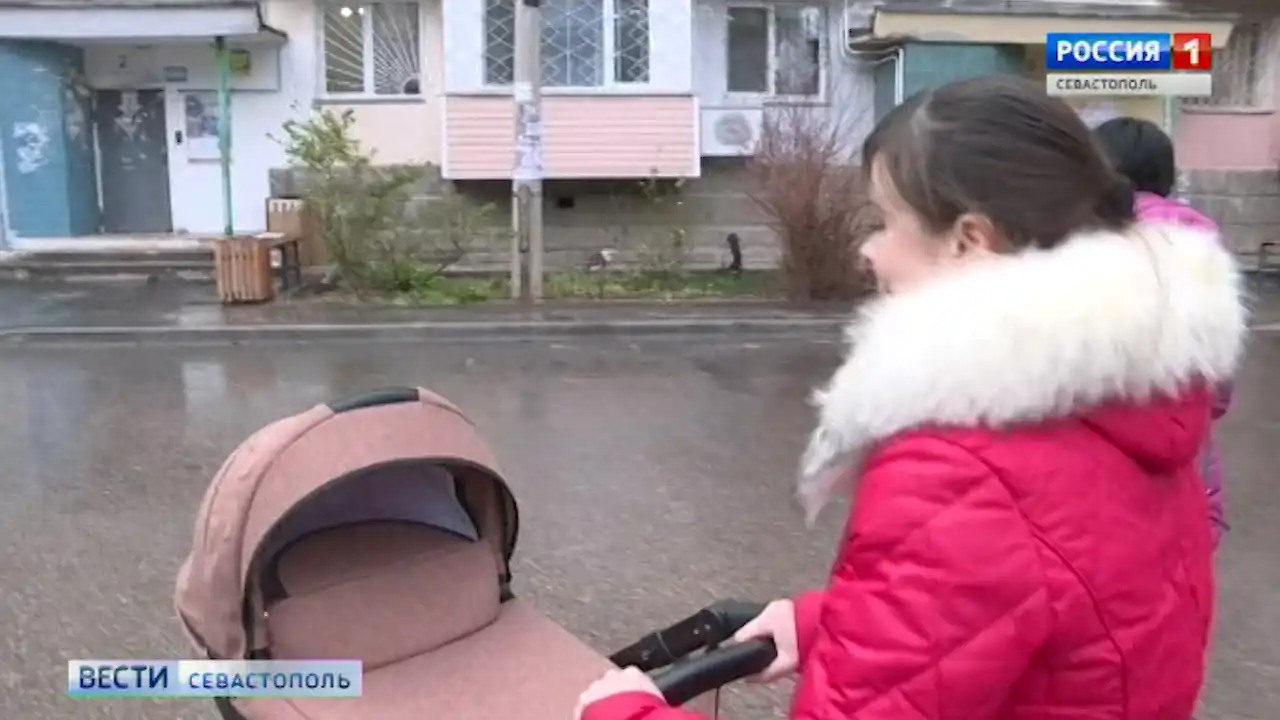 Более 3 тысяч работающих родителей в Севастополе получают пособие