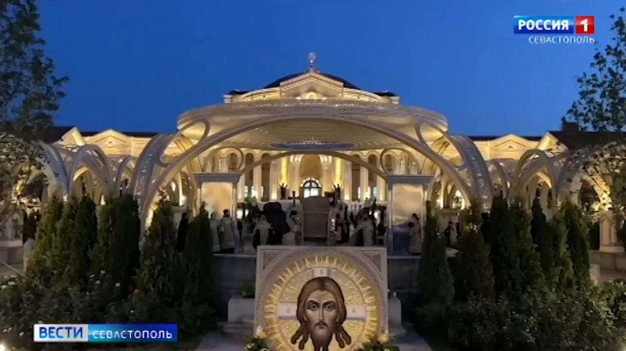 Жители и гости Севастополя смогут встретить наступающий год в Херсонесе></div>
	<div class=