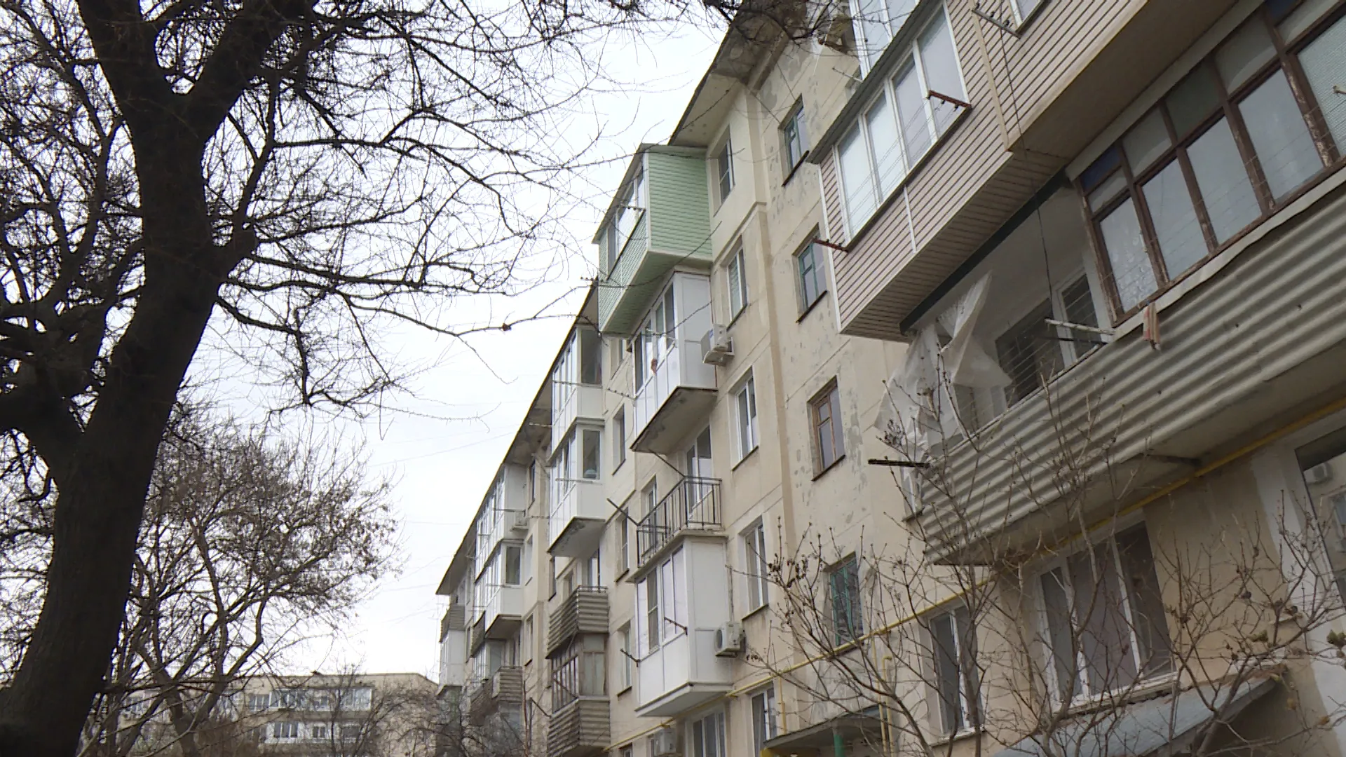 В трёх домах в Каче начали капитальный ремонт инженерных сетей