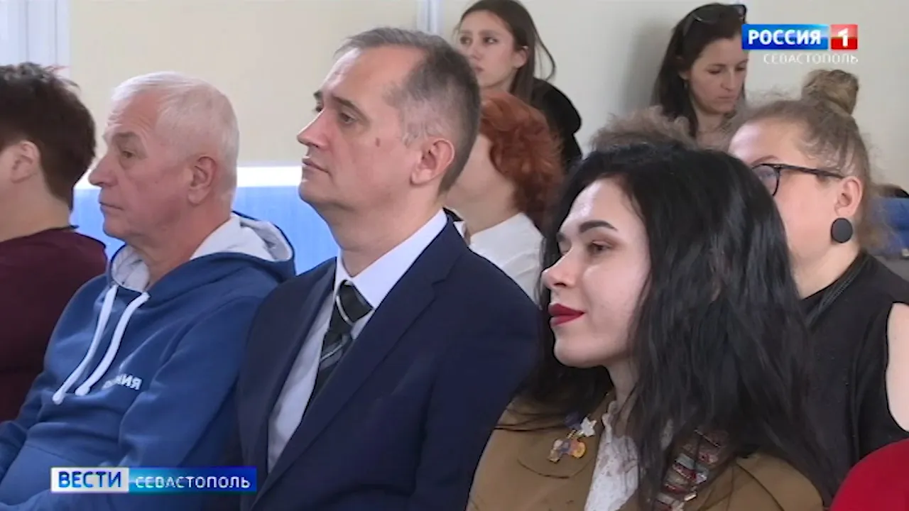 Итоги работы некоммерческих организаций города в уходящем году></div>
	<div class=