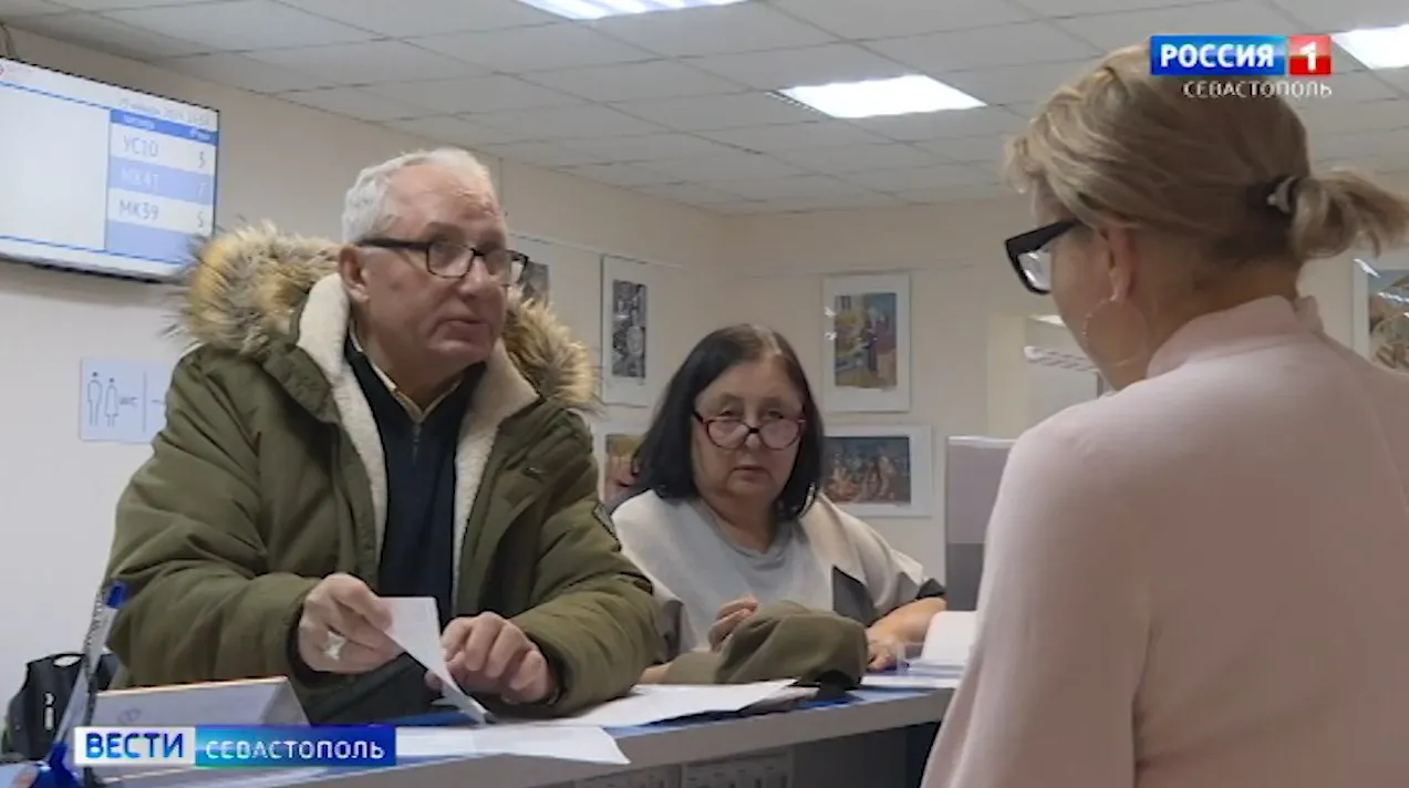 Выплаты по уходу за людьми старше 80 лет или инвалидами I группы будут приходить в виде надбавки к пенсии></div>
	<div class=