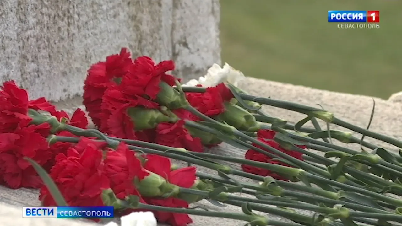 В Севастополе проводили в последний путь Александра Ласа></div>
	<div class=