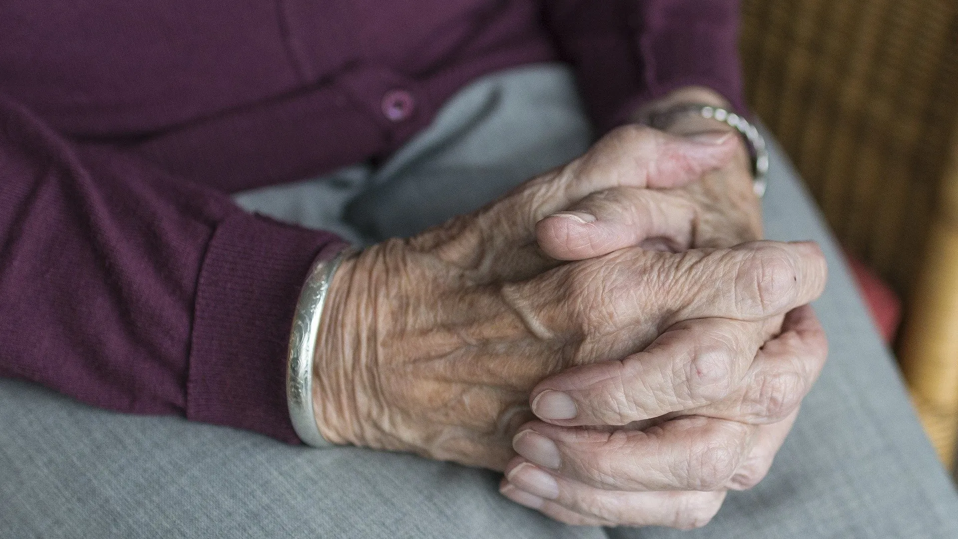 За нападение на 90-летнюю женщину крымчанин отправится в колонию></div>
	<div class=