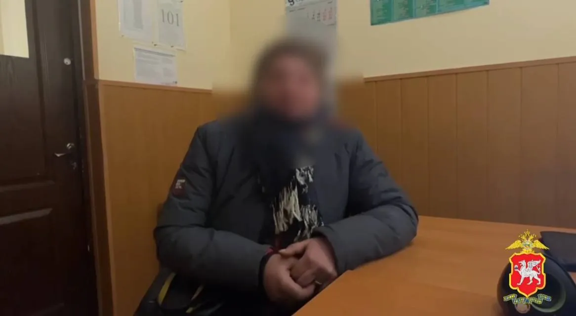 В Керчи экс-почтальон задержана за кражу из частного дома></div>
	<div class=