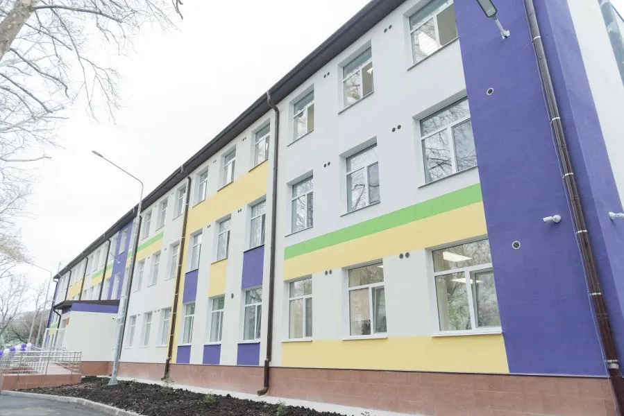 В Севастополе после капремонта открыли школу №17></div>
	<div class=