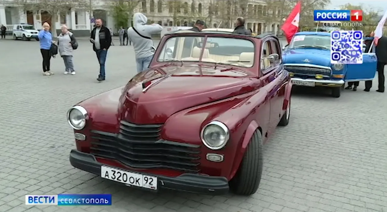 В Севастополе прошёл автопробег, посвященный 80-летию Победы></div>
<div class=