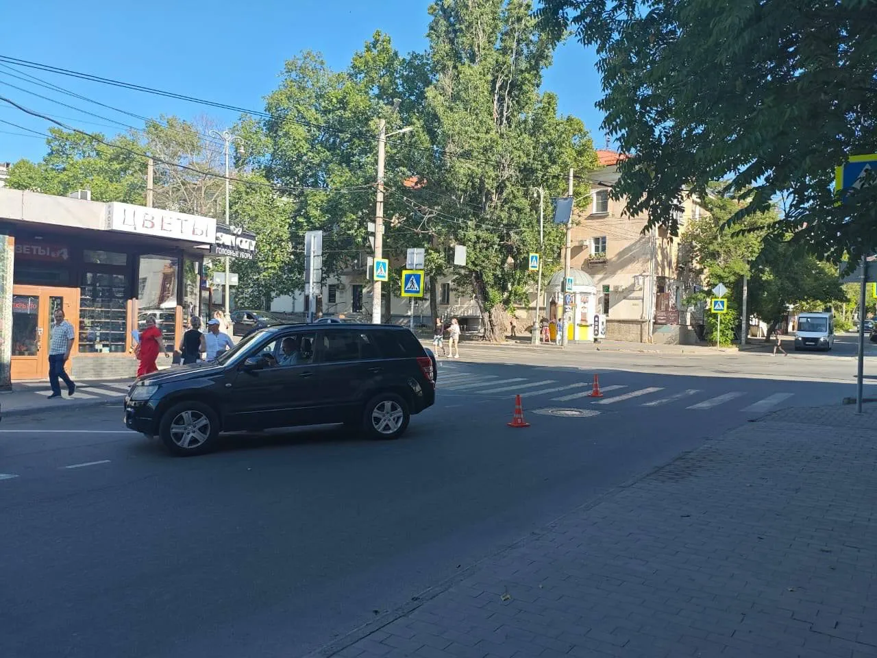 Иномарка сбила шестилетнего ребёнка на переходе в центре Севастополя></div>
	<div class=