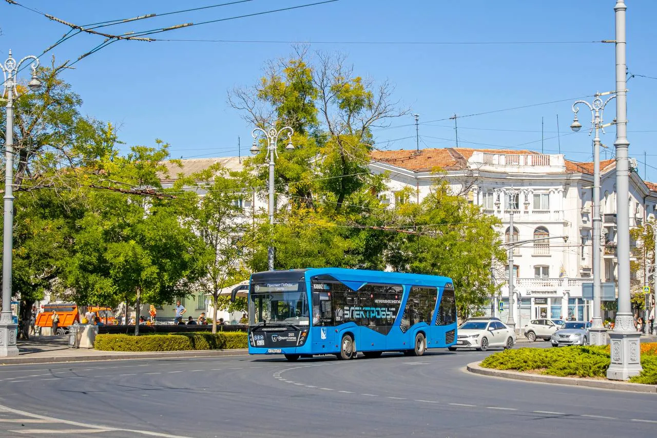 На улицы Севастополя вышел электробус></div>
	<div class=