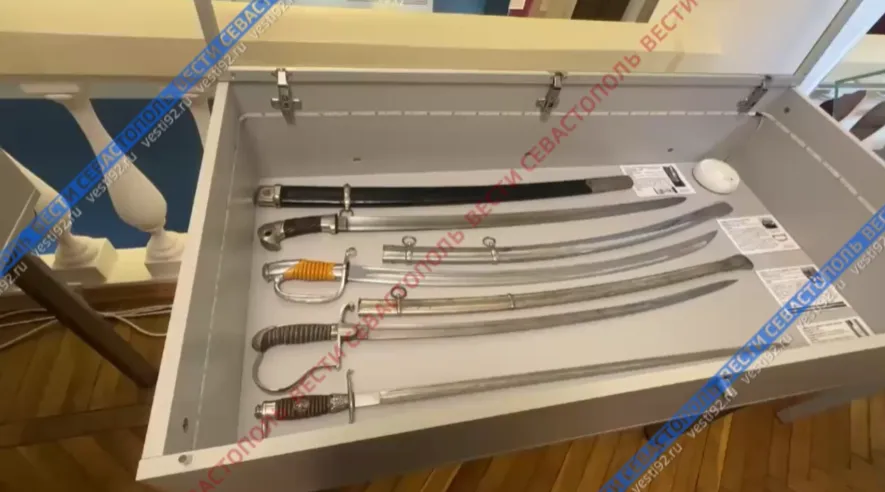 Холодное оружие трёх эпох представят на выставке в Севастополе></div>
	<div class=