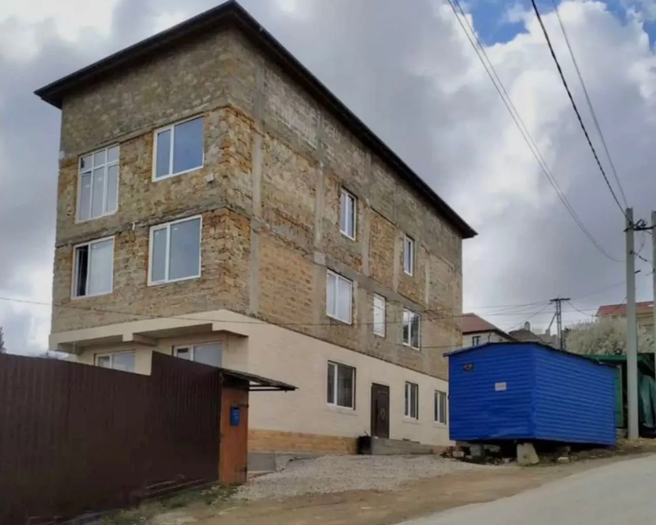 Осуждена пара из Севастополя за продажу квартир в проезде Коробкова></div>
	<div class=