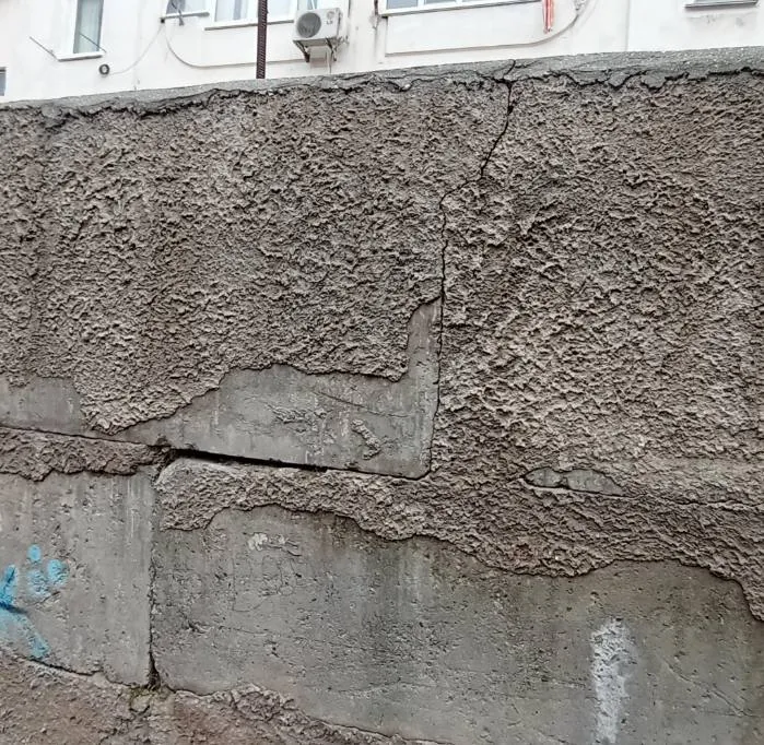 В Севастополе отремонтируют подпорную стену на проспекте Генерала Острякова></div>
	<div class=