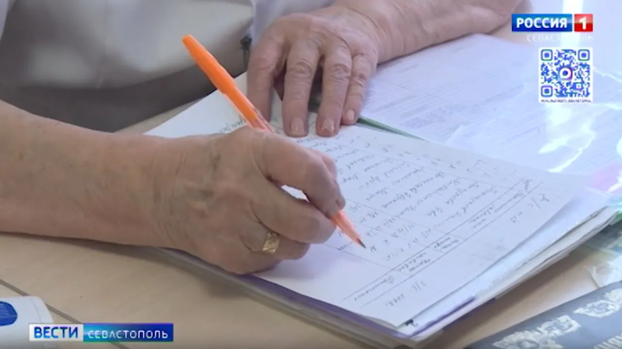 Медсестра детского сада в Севастополе отмечена правительством за преданность делу></div>
	<div class=