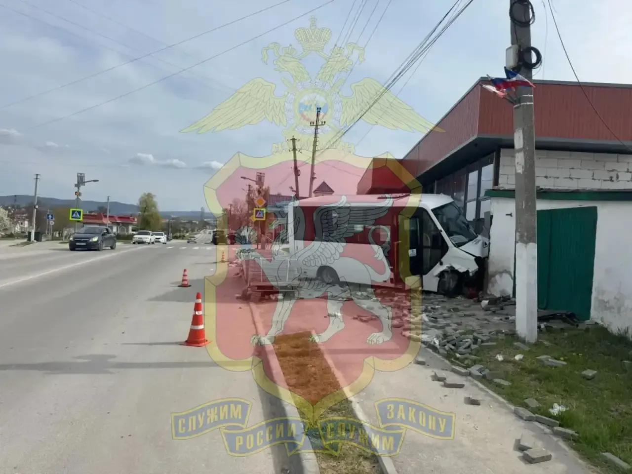 В Крыму проводится проверка по факту ДТП с пассажирским автобусом></div>
	<div class=