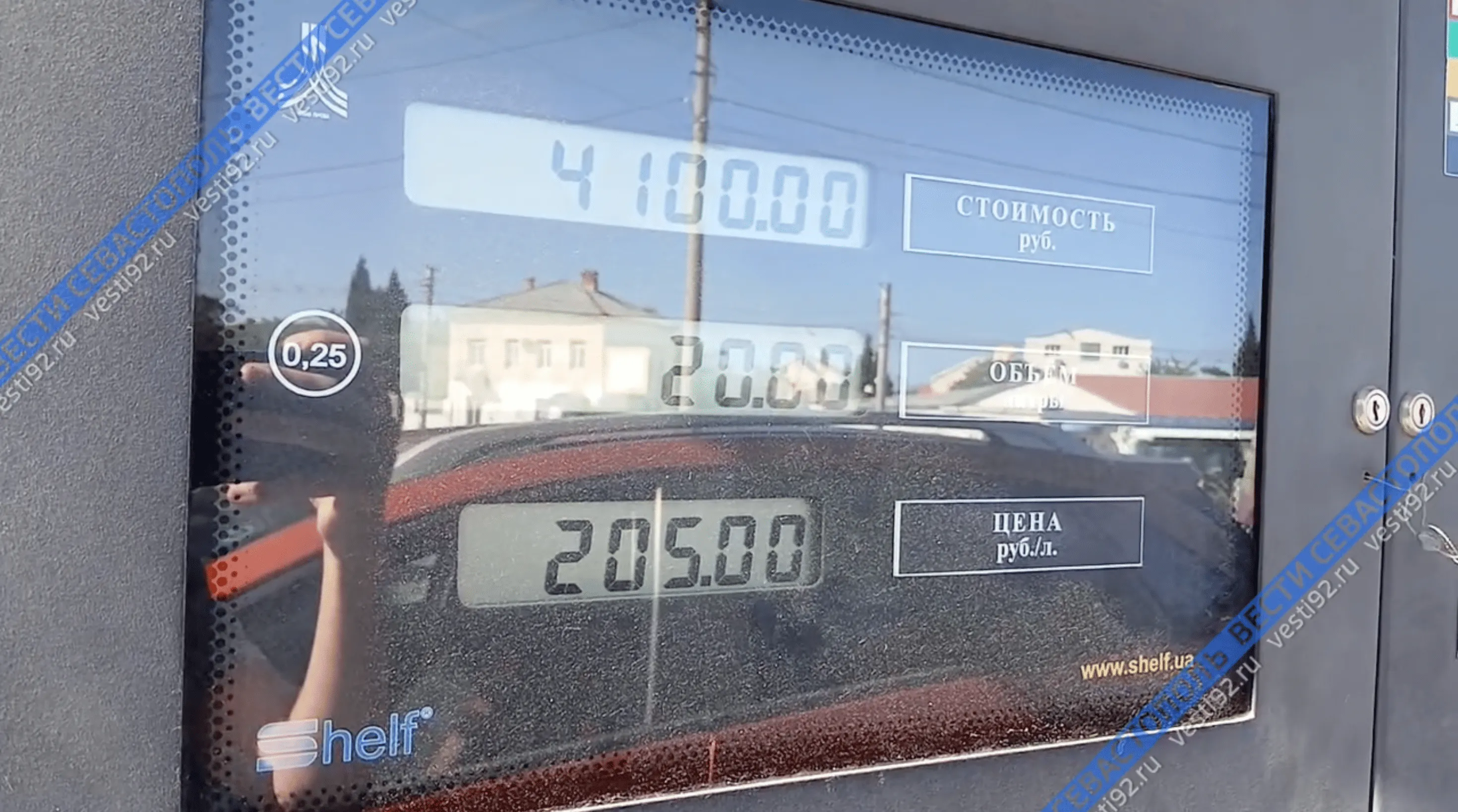 На заправках Севастополя уменьшились очереди и подешевело топливо></div>
<div class=