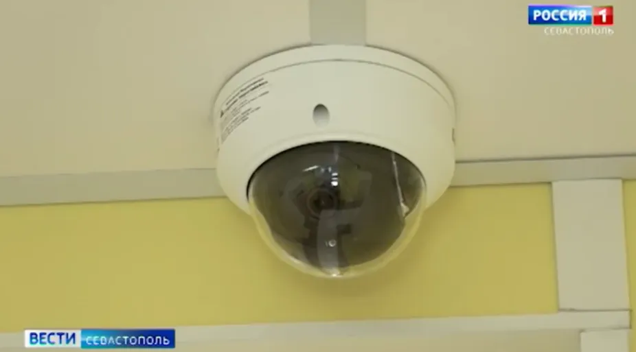 В школах Севастополя системы безопасности работают на резервных источниках питания></div>
	<div class=