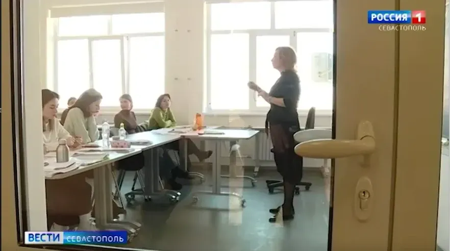 Приём выпускников в колледжи и техникумы Севастополя завершится 15 августа