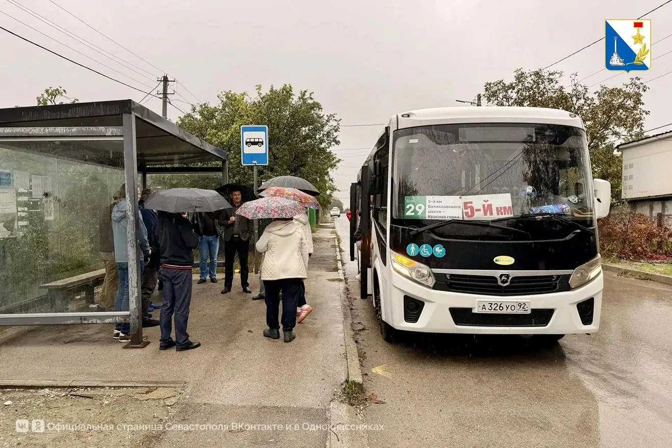 На Красной горке вернут конечную остановку автобусов на улице Днепровской></div>
	<div class=