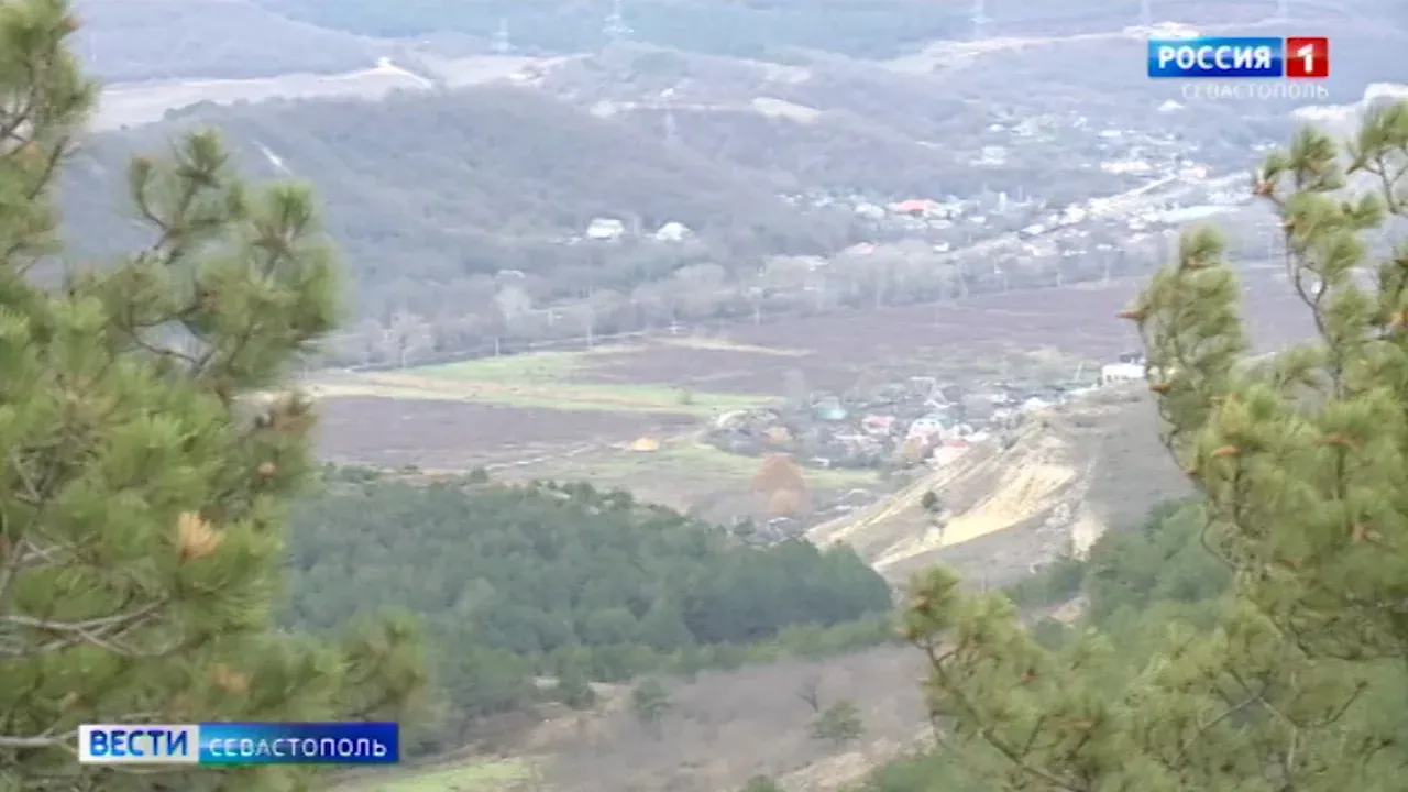 В Крыму изменились правила посещения троп Ялтинского заповедника: пять маршрутов закрыли для самостоятельных походов></div>
	<div class=