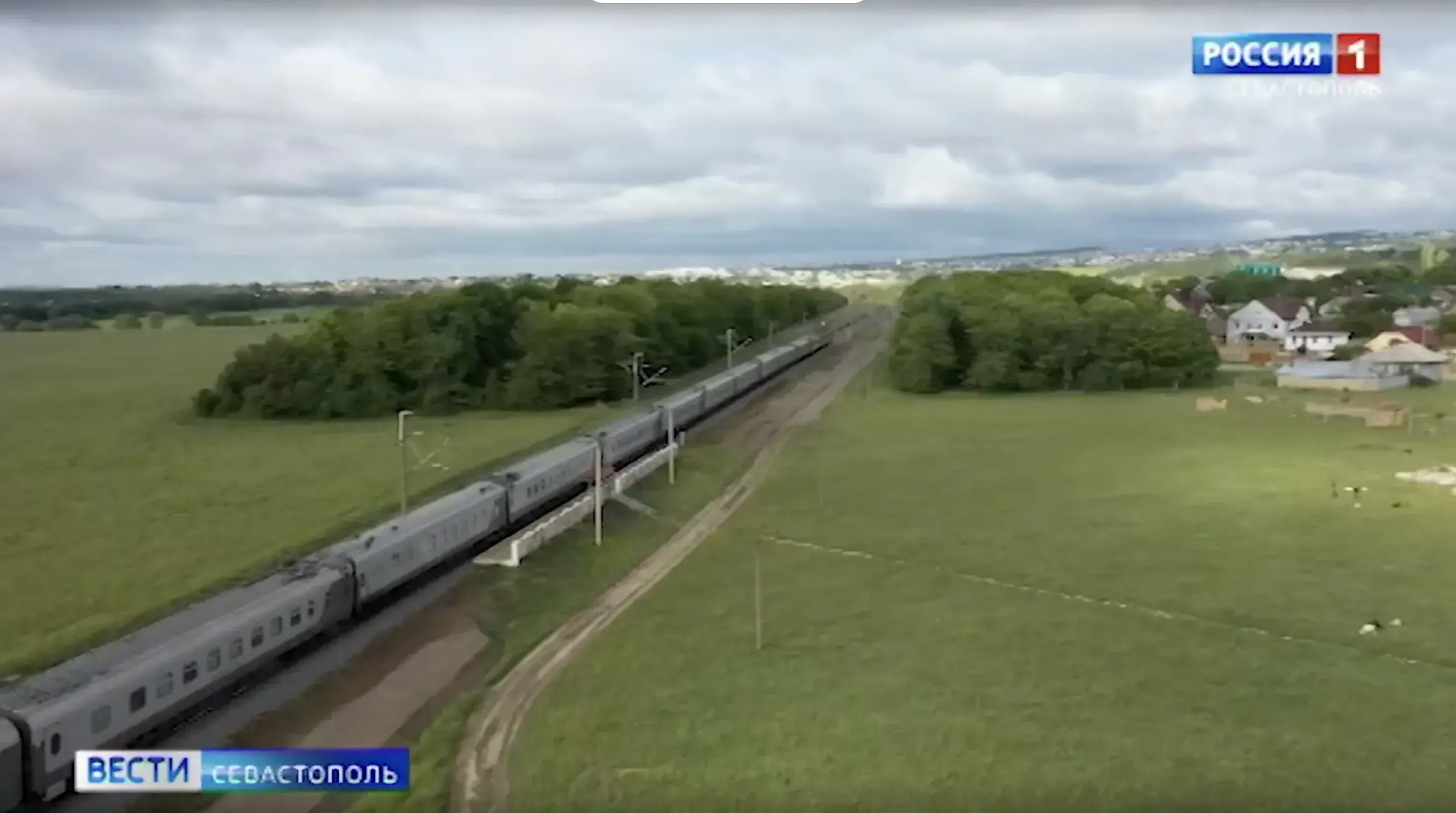 Три поезда крымского перевозчика задерживаются из-за повреждения контактной сети в Воронежской области
